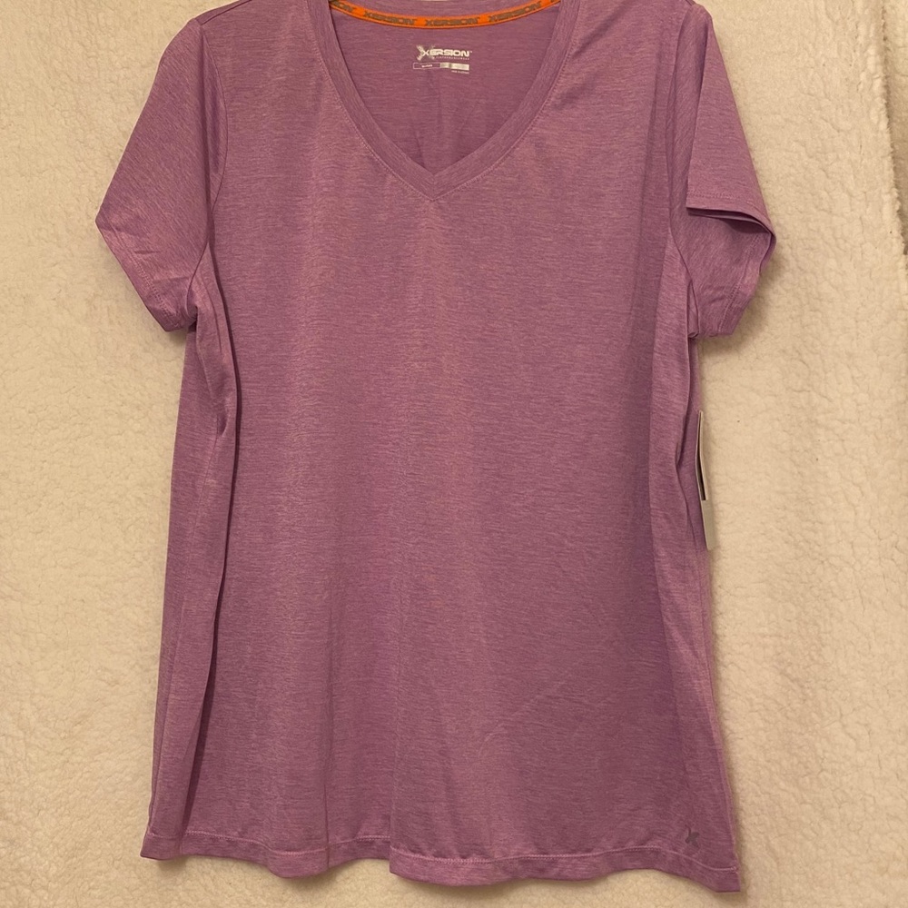 XERSION V-NECK TOP